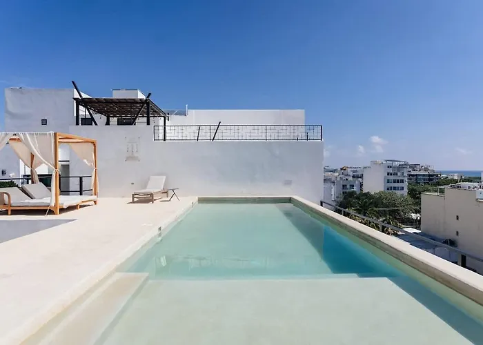 1 Bd Location! Gym, Pool Apartamento