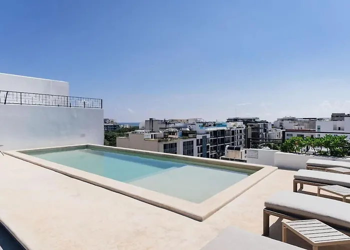 1 Bd Location! Gym, Pool Apartamento *